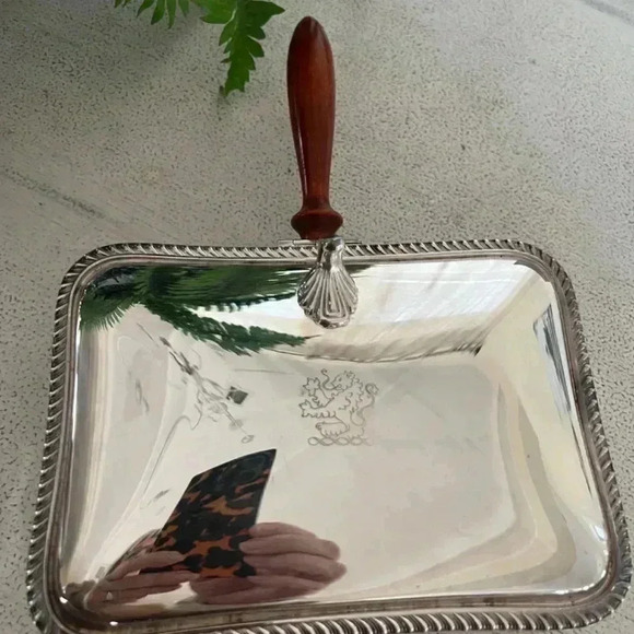 Vintage Poole Silver Plated Crumb Catcher Silent Butler - Picture 7 of 14